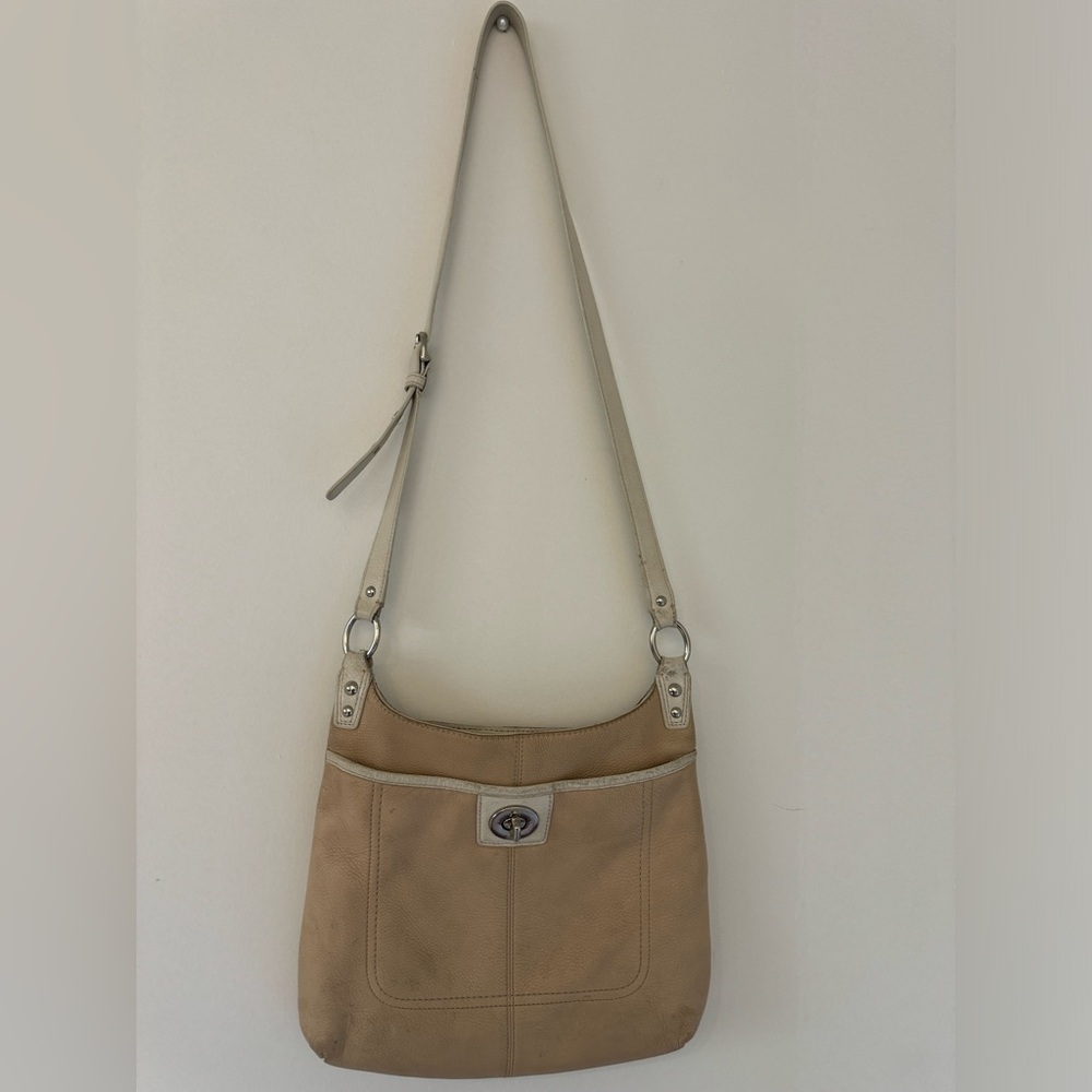Coach Vintage Beige Crossbody Leather Bag Purse